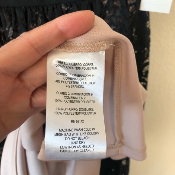 Maggy London Lace Dress • Black • Sz 2P - Picture 5 of 6